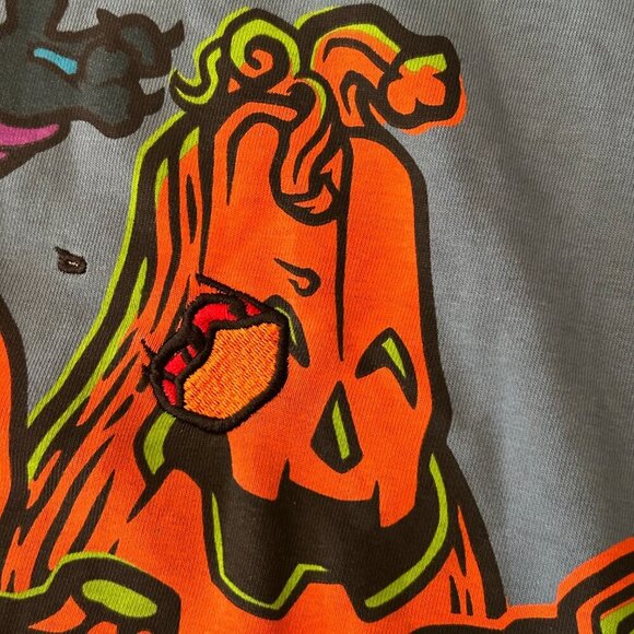 NWT Disney Parks 2024 Halloween Stitch Long Sleeve Tee Pull Over Size Small - Picture 8 of 11